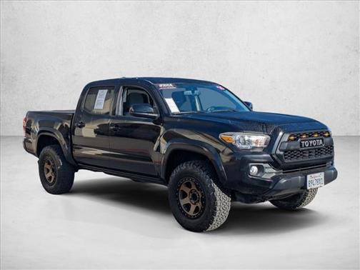 2016 Toyota Tacoma SR5