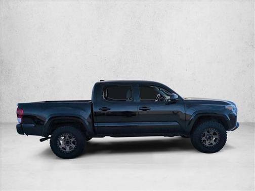 2016 Toyota Tacoma SR5