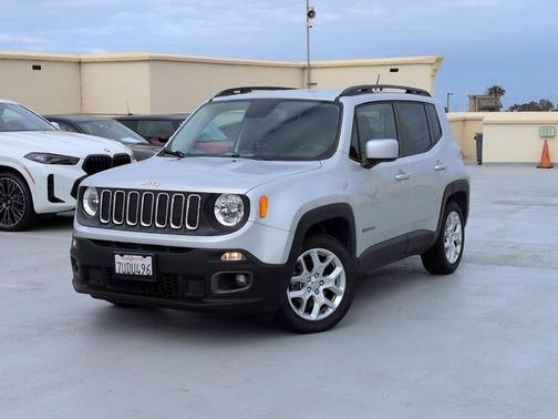 Glacier Metallic 2016 Jeep Renegade Latitude