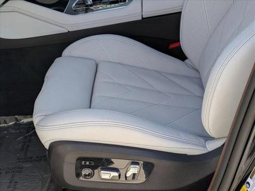 2025 BMW XM Label Red