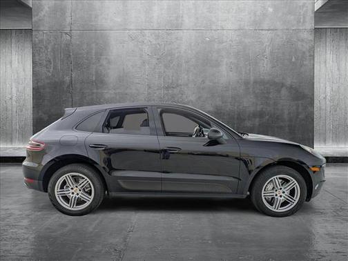 2017 Porsche Macan S