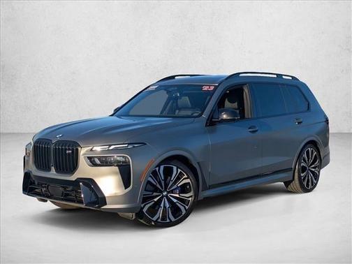 2023 BMW X7 M60i