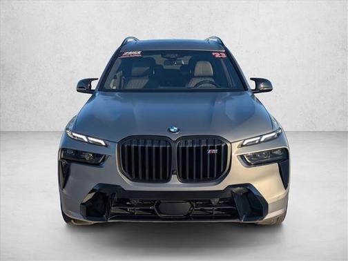 2023 BMW X7 M60i