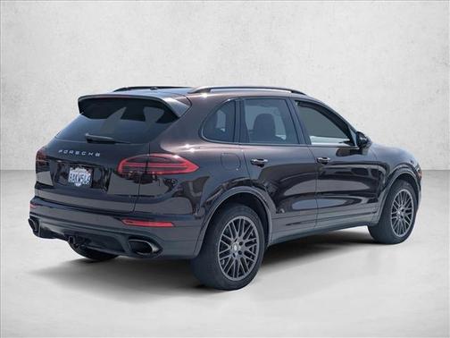 2017 Porsche Cayenne Platinum Edition