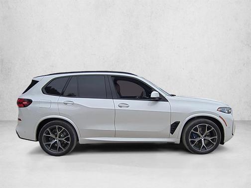 Mineral White Metallic 2026 BMW X5 PHEV xDrive50e