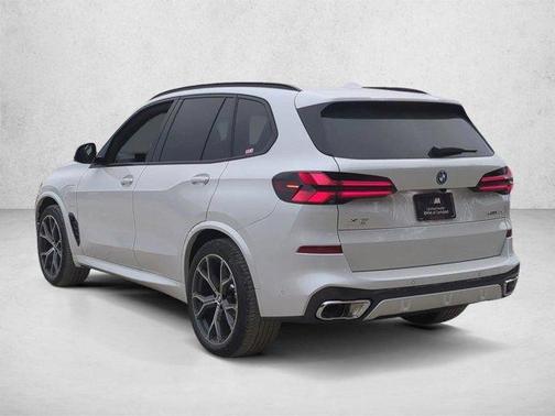Mineral White Metallic 2026 BMW X5 PHEV xDrive50e