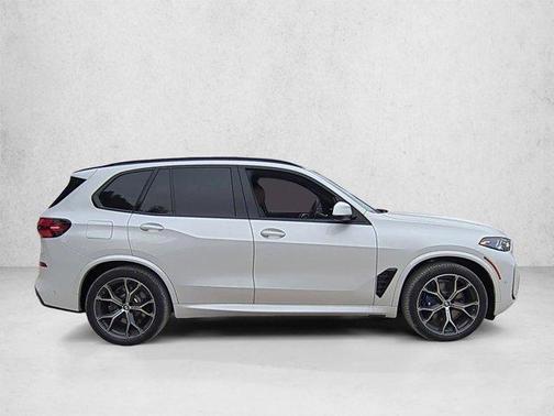 Mineral White Metallic 2026 BMW X5 PHEV xDrive50e