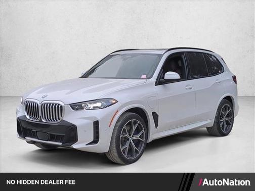 Mineral White Metallic 2026 BMW X5 PHEV xDrive50e