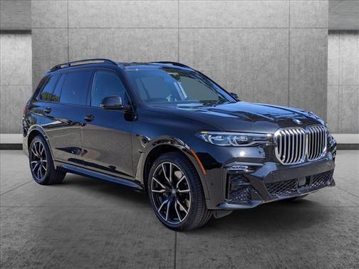 Photo 3 of 27 of 2019 BMW X7 xDrive40i