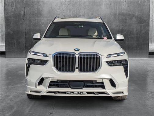 2025 BMW ALPINA XB7 Base