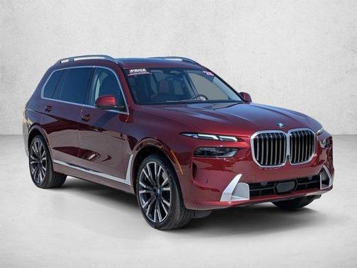 Aventurin Red Metallic 2025 BMW X7 xDrive40i