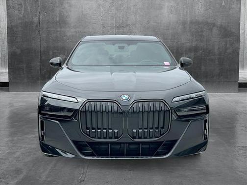 2025 BMW i7 xDrive60