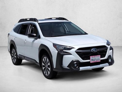 Crystal White Pearl 2025 Subaru Outback Limited