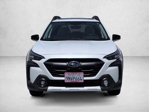 Crystal White Pearl 2025 Subaru Outback Limited