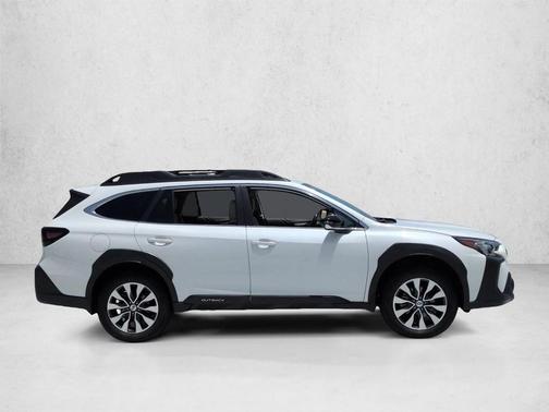 Crystal White Pearl 2025 Subaru Outback Limited