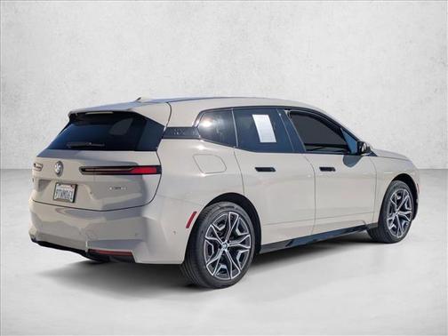 2026 BMW iX xDrive45