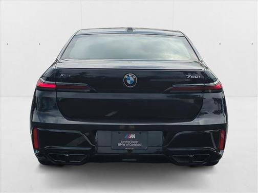 2025 BMW 760 760i xDrive