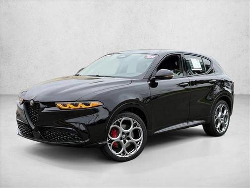 2025 Alfa Romeo Tonale Base