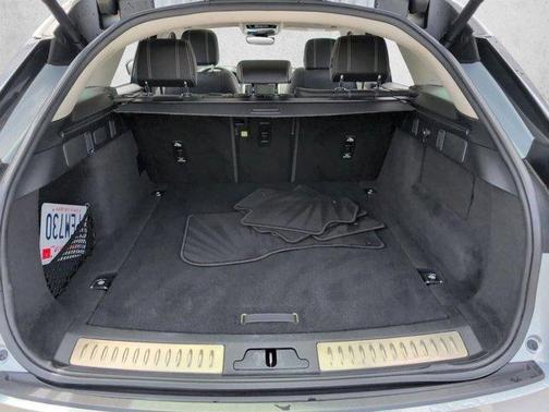 Hakuba Silver 2021 Land Rover Range Rover Velar S