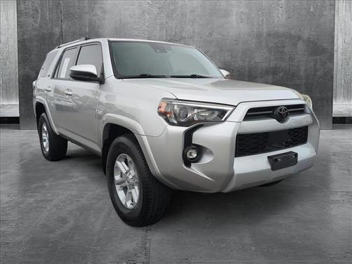 2022 Toyota 4Runner SR5