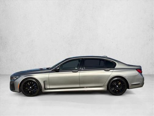 2021 BMW 740 i