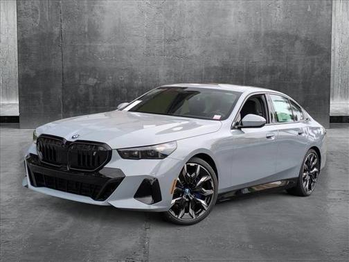 2025 BMW i5 eDrive40