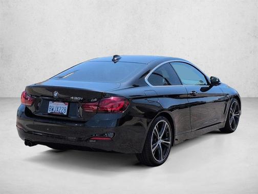 Black Sapphire Metallic 2020 BMW 430 i