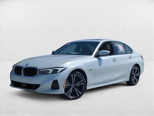 2023 BMW 330e 330e