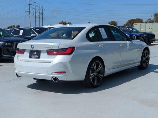 2023 BMW 330e 330e