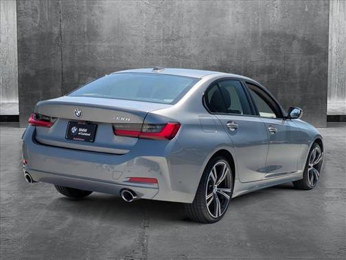 2023 BMW 330 i