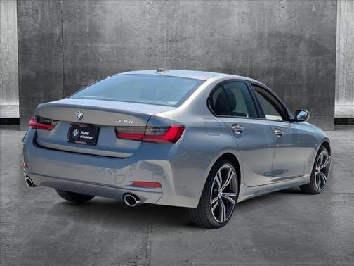 2023 BMW 330 i