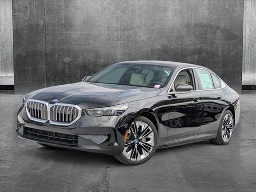 2025 BMW i5 eDrive40