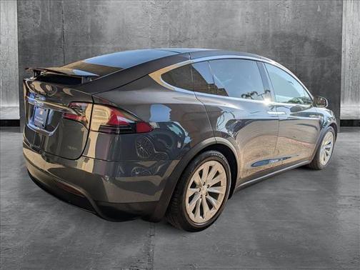 2016 Tesla Model X 75D