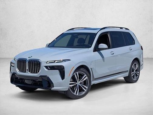 Gray Metallic 2023 BMW X7 xDrive40i