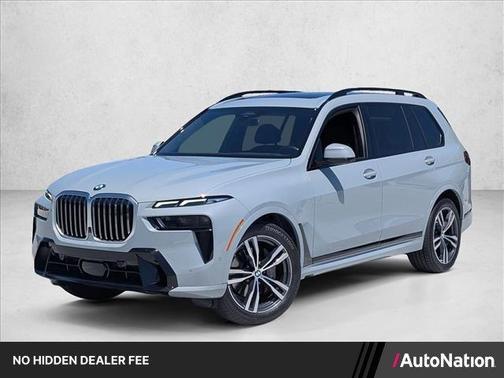 Gray Metallic 2023 BMW X7 xDrive40i