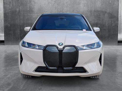 2026 BMW iX xDrive60