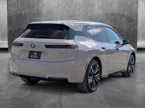2026 BMW iX xDrive60