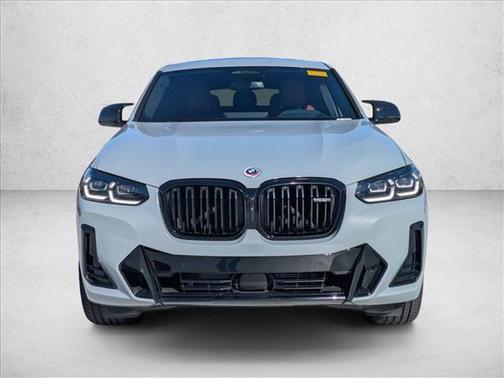 2023 BMW X4 M40i