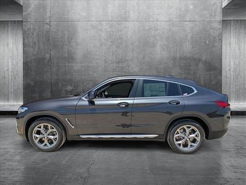 2025 BMW X4 xDrive30i