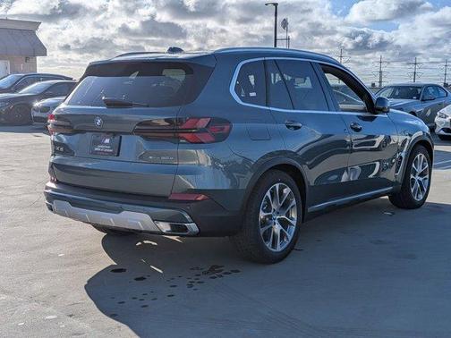 Blue Ridge Mountain Metallic 2026 BMW X5 PHEV xDrive50e