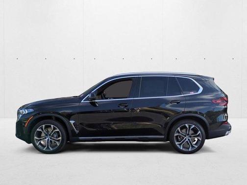 Black Sapphire Metallic 2026 BMW X5 sDrive40i