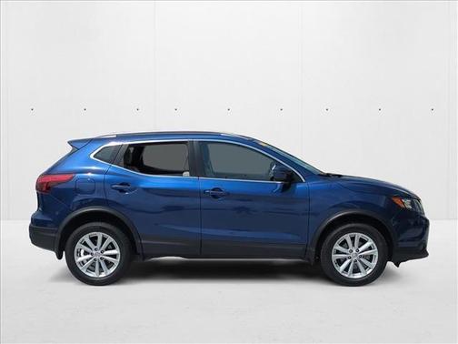 2018 Nissan Rogue Sport SV