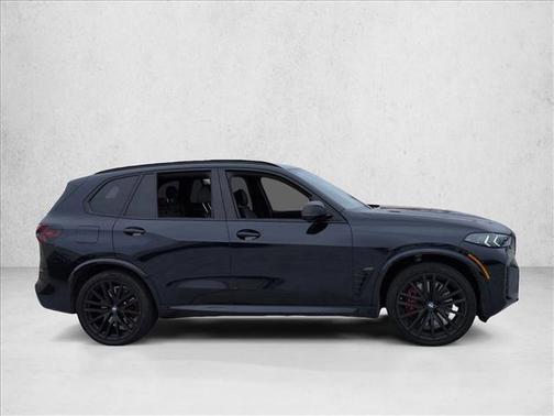 Carbon Black Metallic 2024 BMW X5 M60i