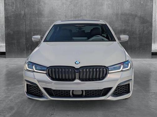 2022 BMW 540 i