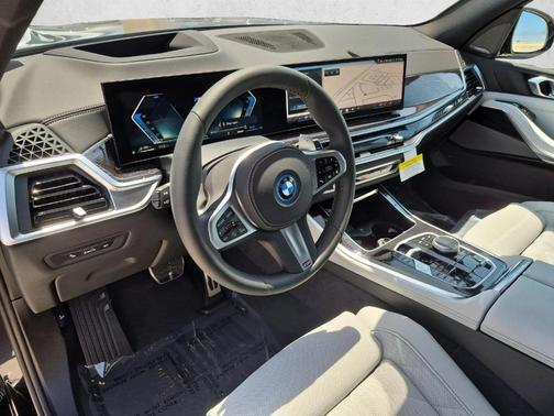Black Sapphire Metallic 2026 BMW X5 PHEV xDrive50e
