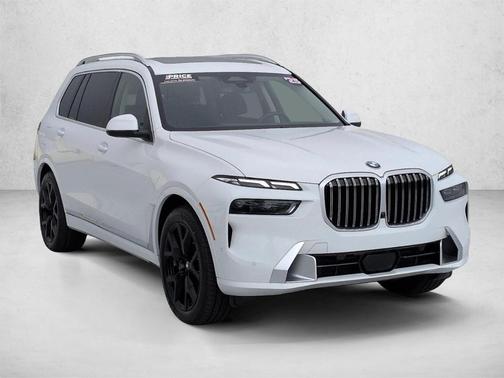 Alpine White 2025 BMW X7 xDrive40i