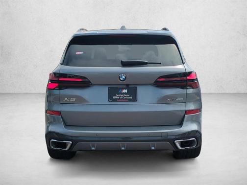 Gray Metallic 2026 BMW X5 xDrive40i