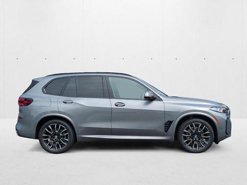 Gray Metallic 2026 BMW X5 xDrive40i