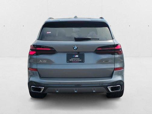 Gray Metallic 2026 BMW X5 xDrive40i