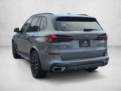 Gray Metallic 2026 BMW X5 xDrive40i